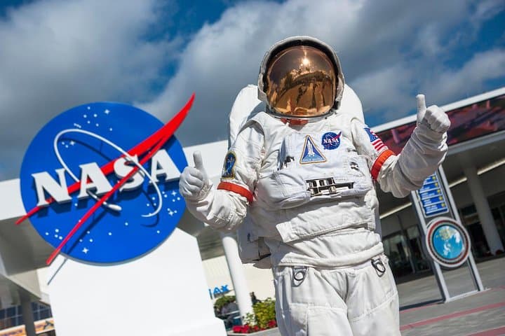 NASA Space Center Tour: What to Expect